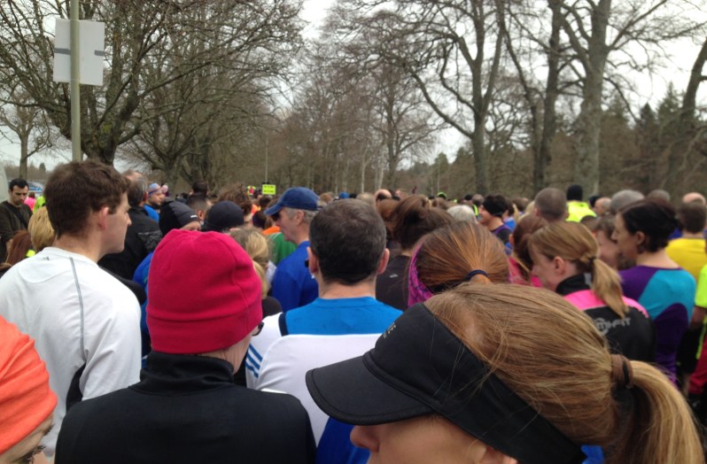 race, runners, start