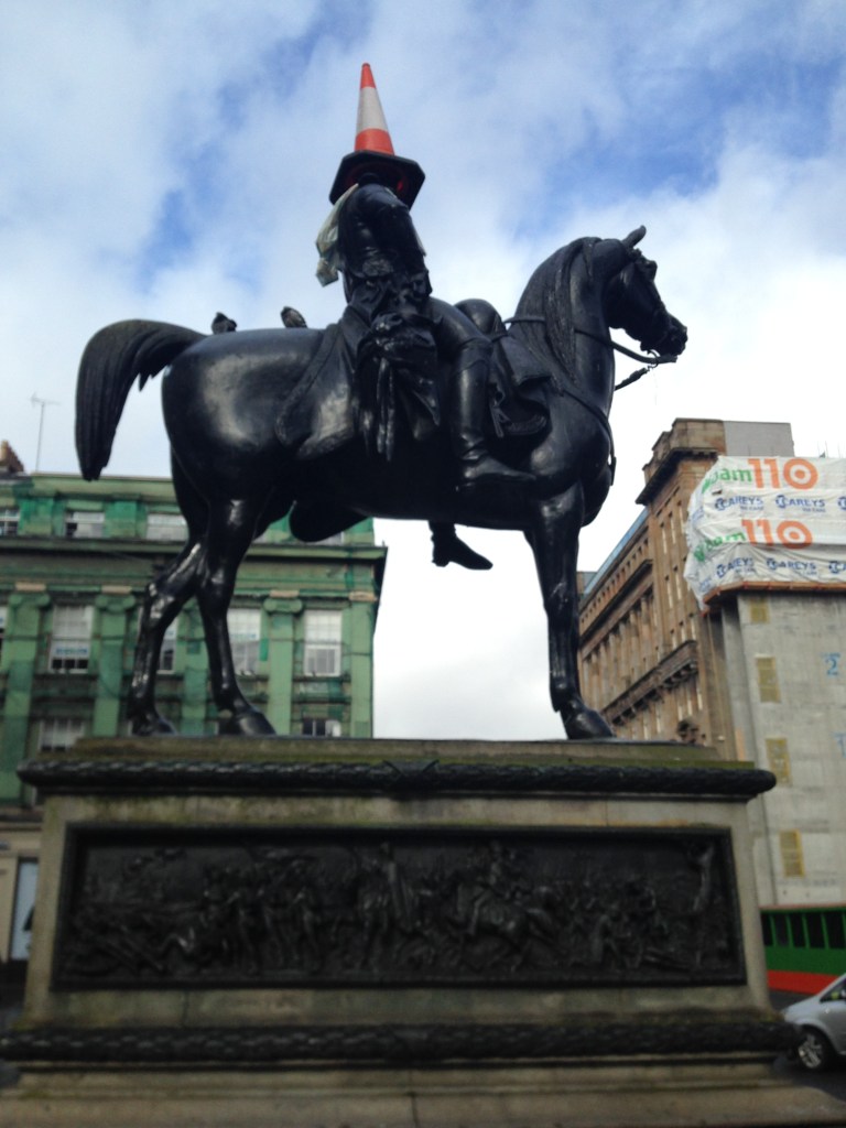 Glasgow Wellington statue 